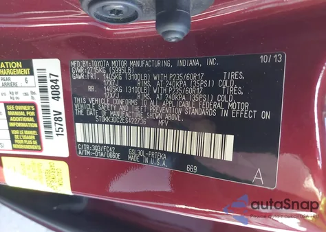 2014 Toyota Sienna Le V6 8 Passenger z USA, uszkodzony, nr VIN 5TDKK3DC2ES422736